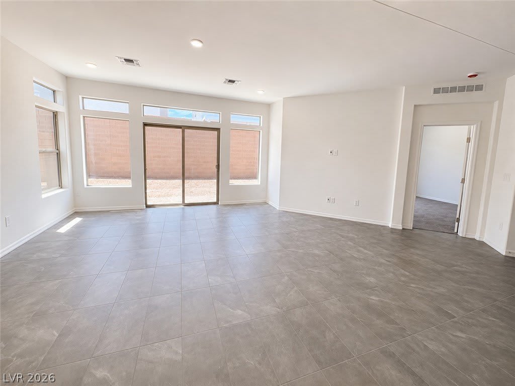 7443 Legacy Point Street – photo 3