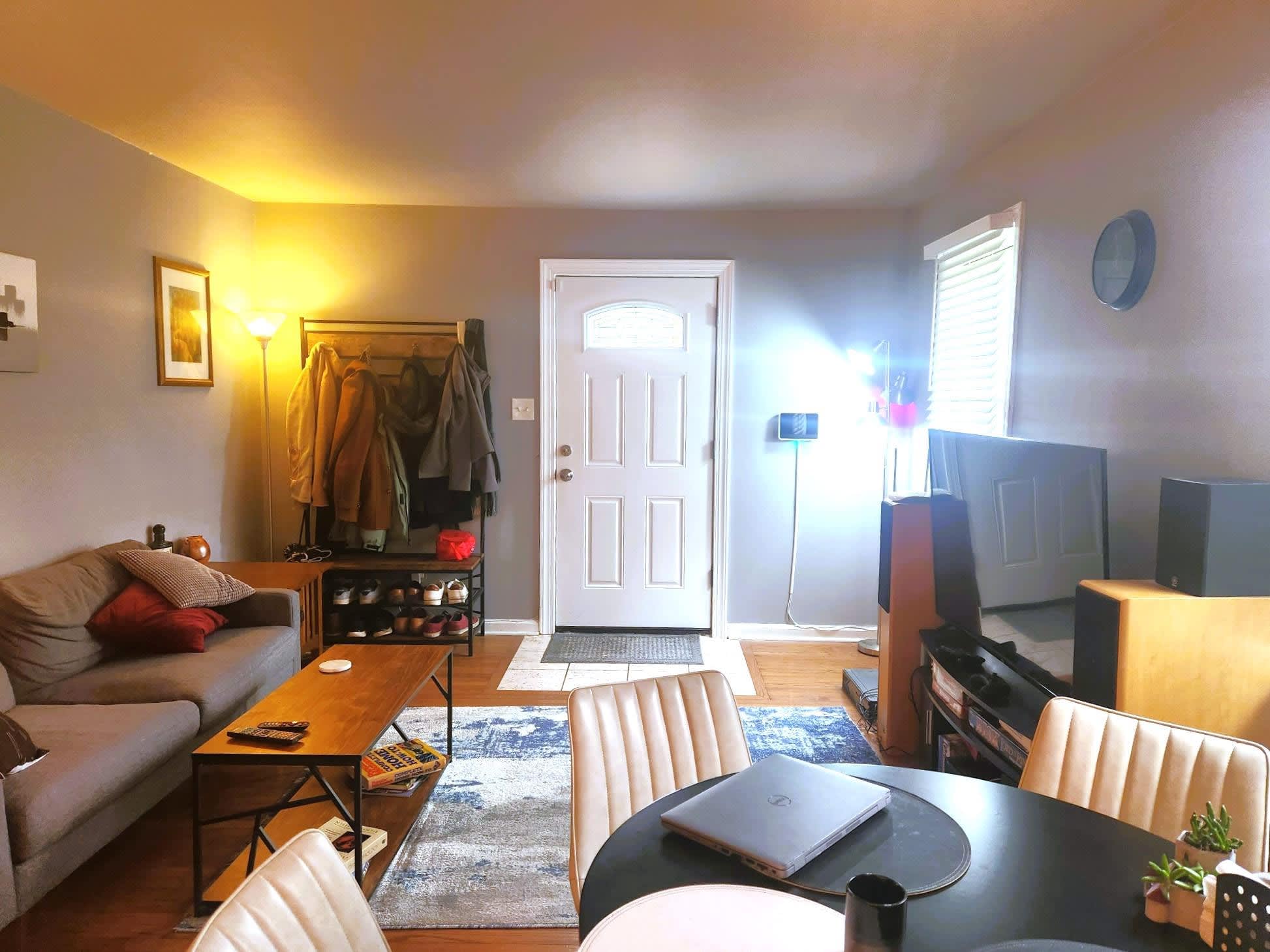 502 Lincoln St – photo 2