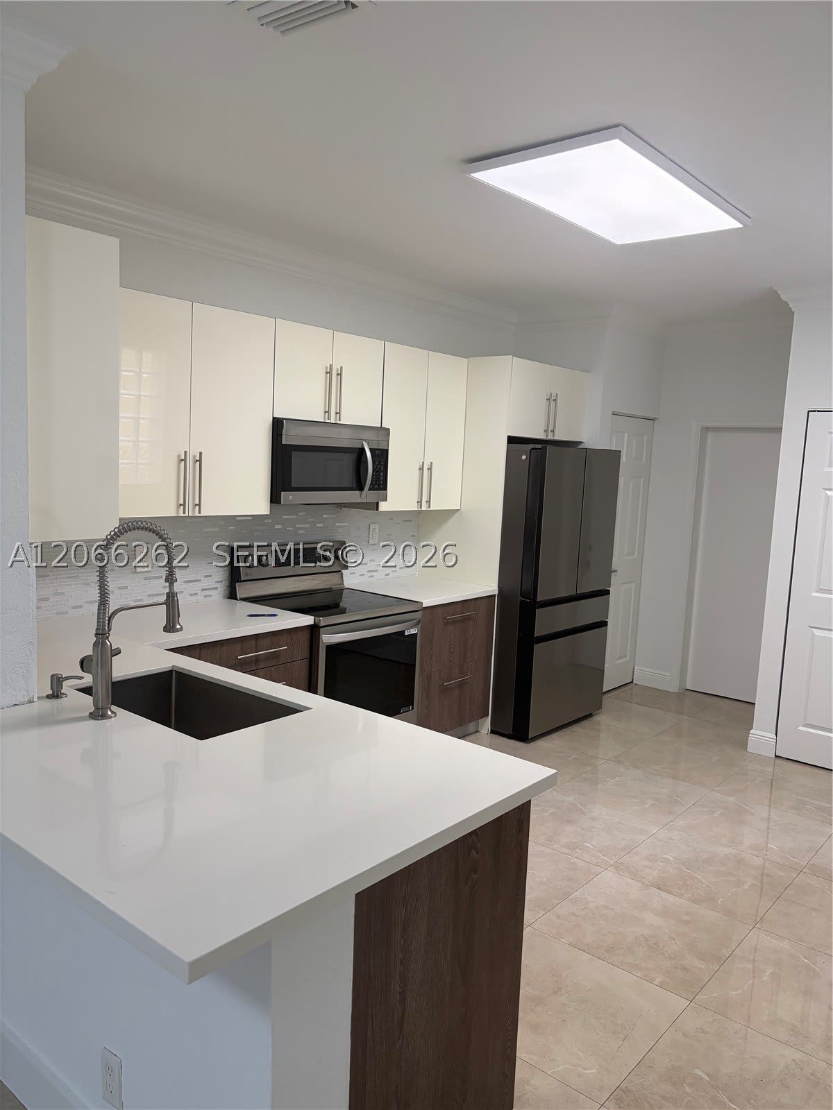 2578 Cordoba Bnd – photo 2