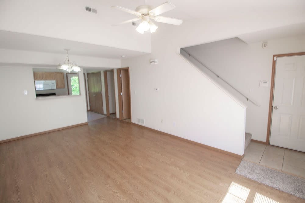 Four Bedroom, Three Bathroom Duplex with Attached Garage – photo 3