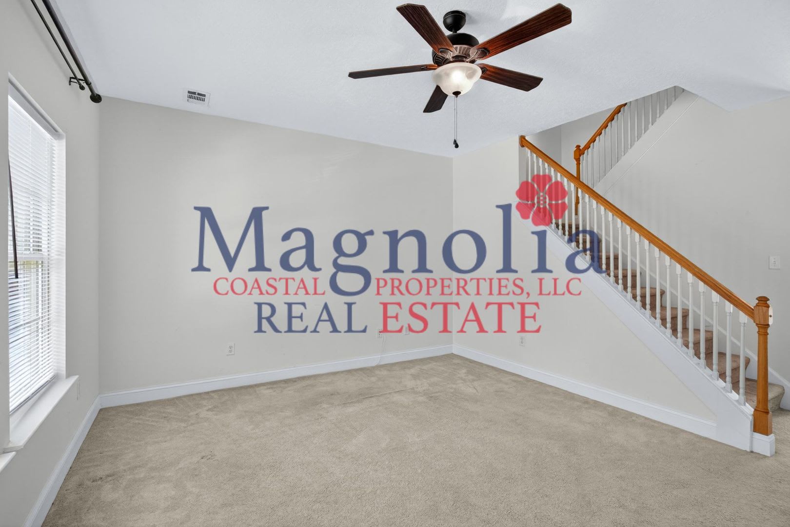 3 bedroom, 2 1/2 bathroom Townhome in Richmond Hill – photo 4