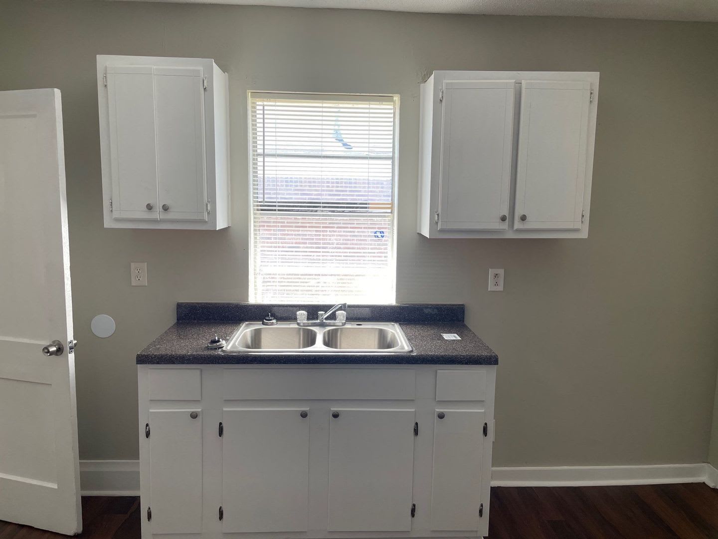 694 Hamilton Street – photo 3