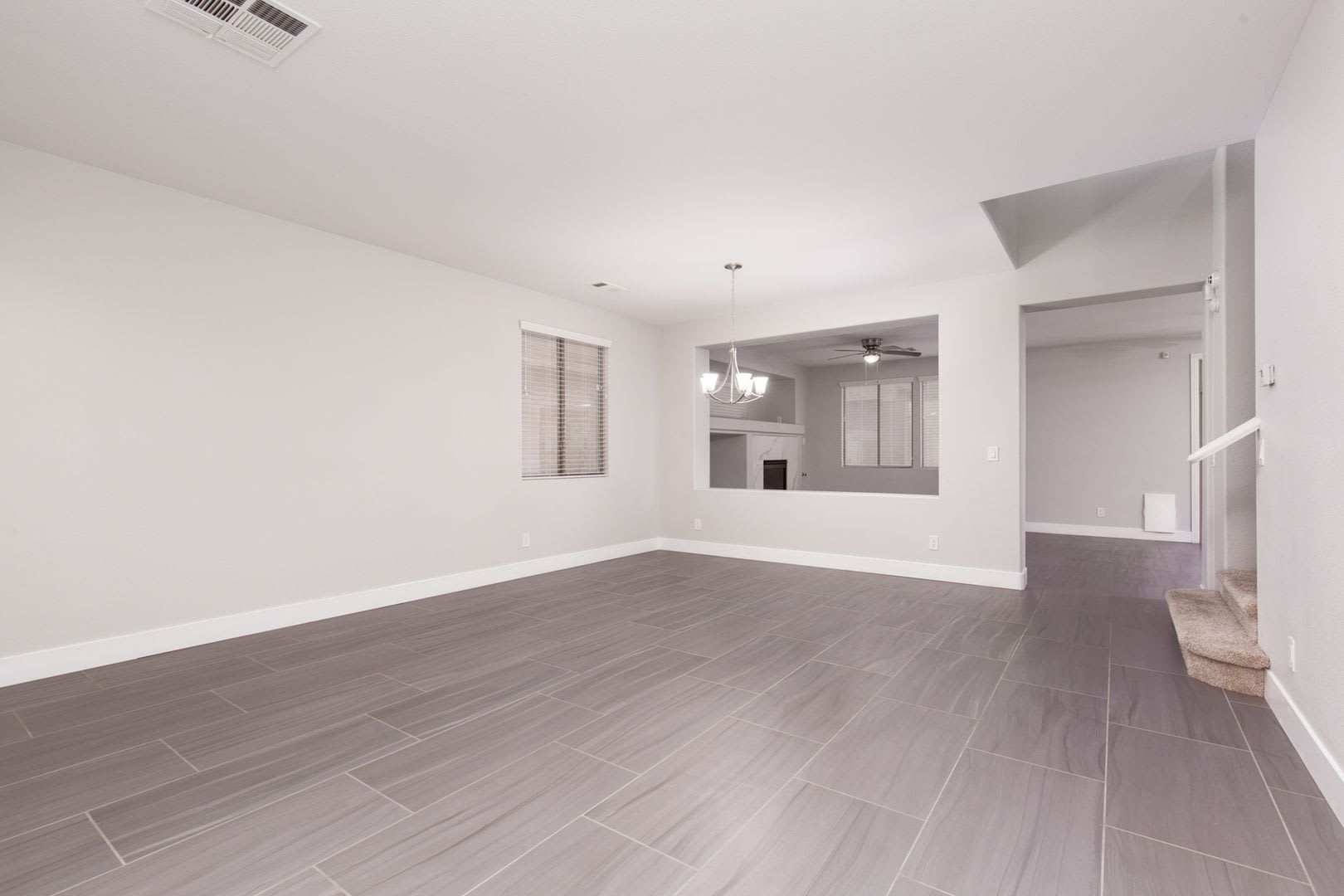 Stunning Remodeled Henderson Home with Pool & Spa – photo 4