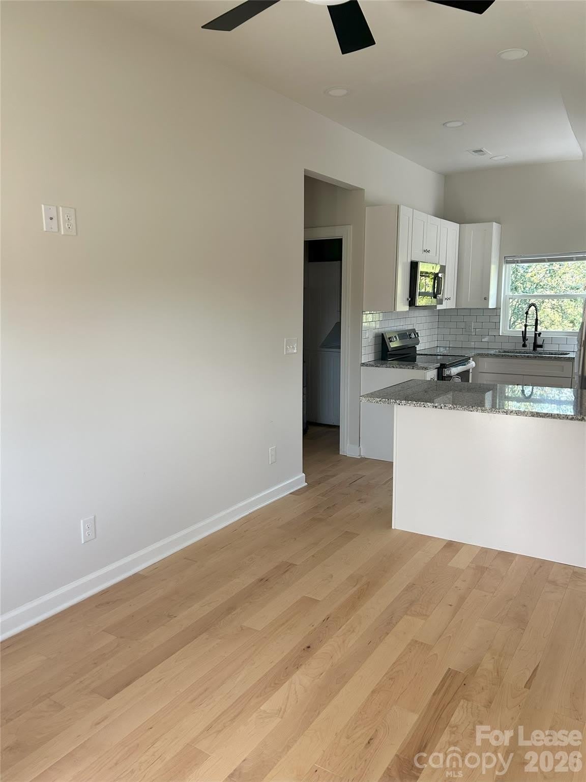 303 S Main Street – photo 3
