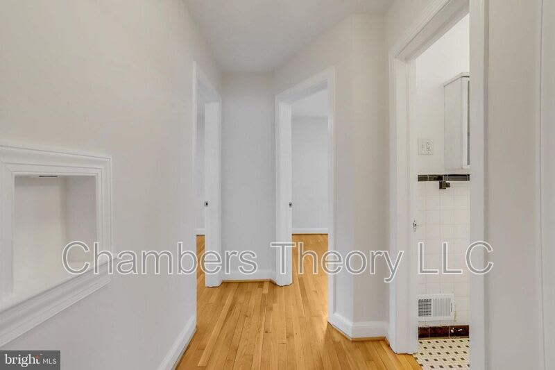 530 N Nelson St – photo 3