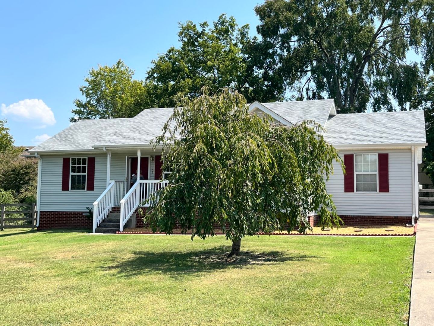 Lovely Ranch Home in Smyrna – photo 2