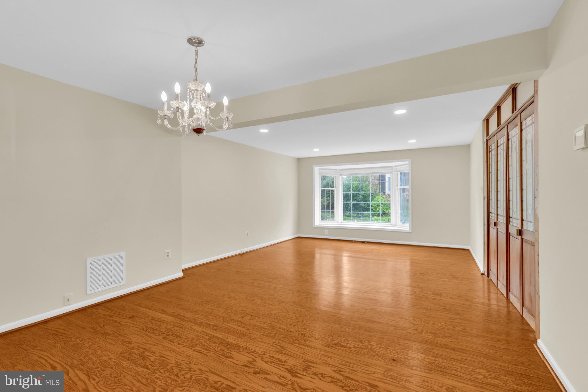 7428 FOUNTAIN HEAD Drive – photo 5