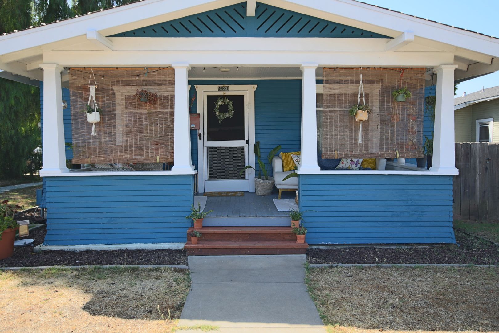 3 Bedroom Craftsman Home With 1 Car Garage – photo 3