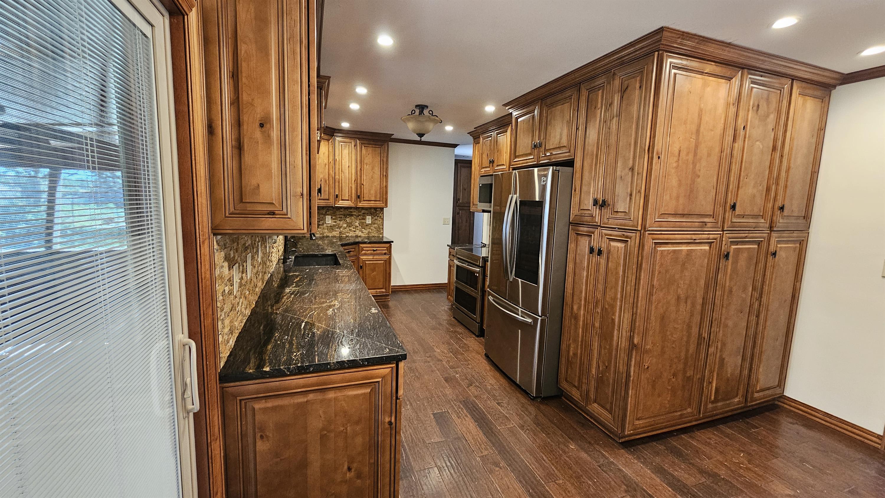 11904 West Cedar Lane – photo 5