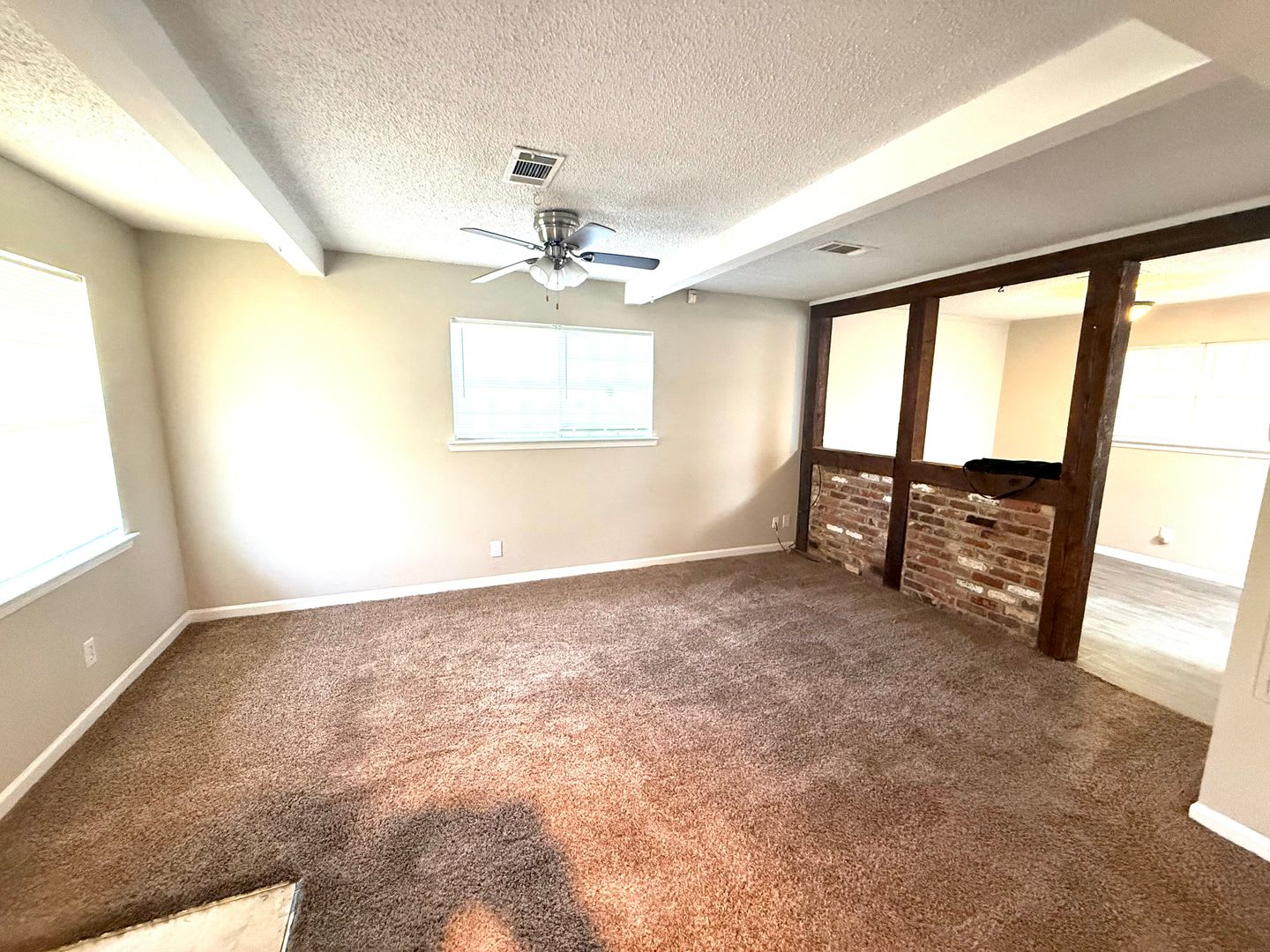 **3 Bed 2 Bath located in Regency Park** to schedule a self tour – photo 5