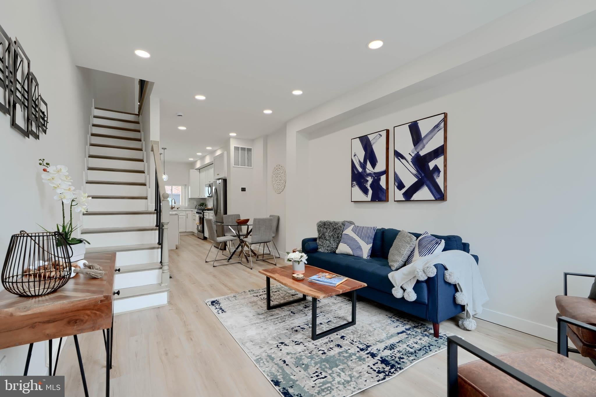 602 S STREEPER Street – photo 5