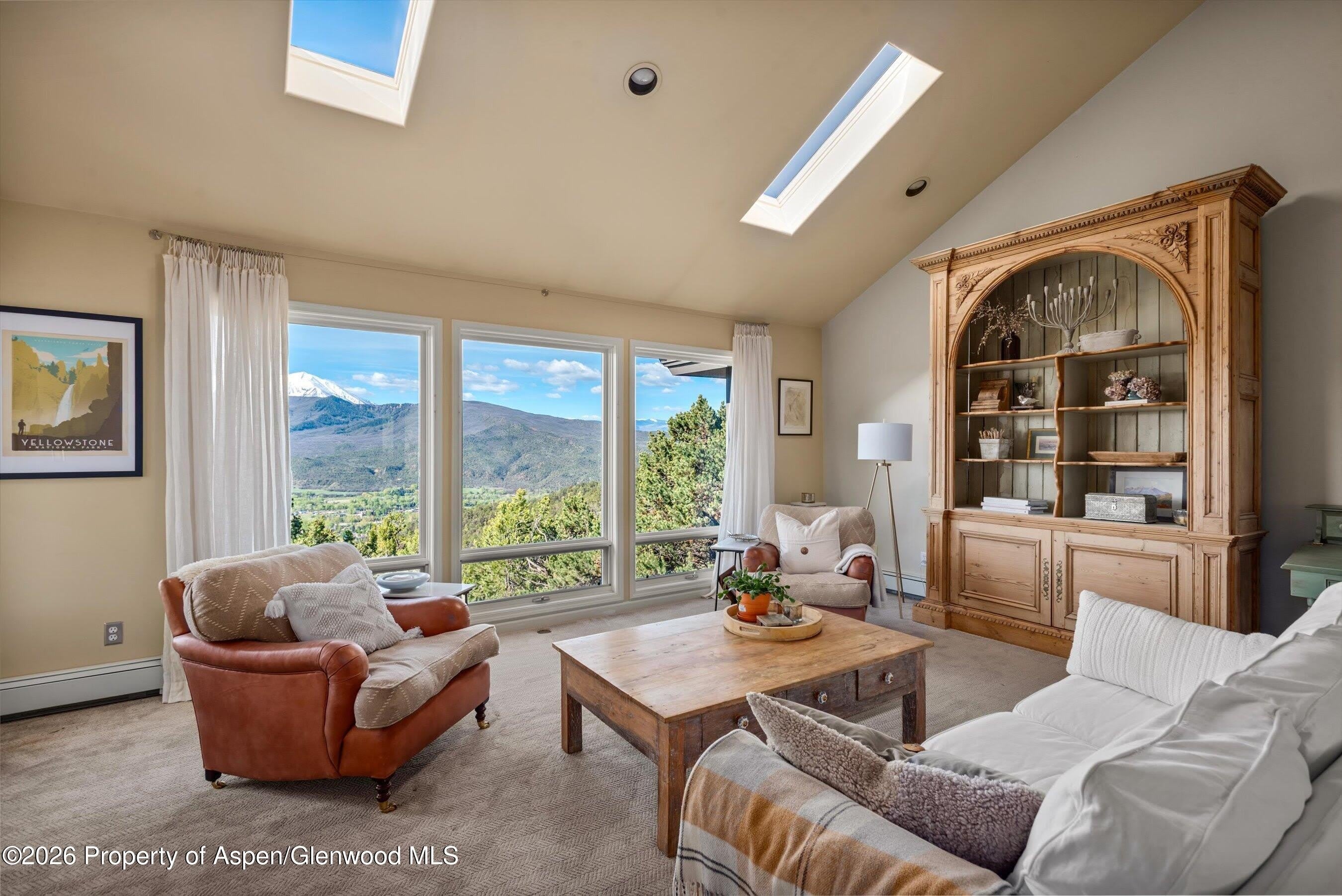 258 Caballo Street – photo 3