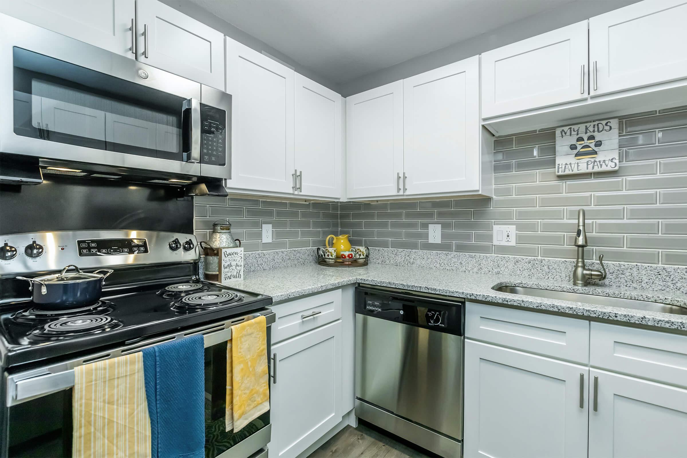 Brighton Valley Apartments – photo 5
