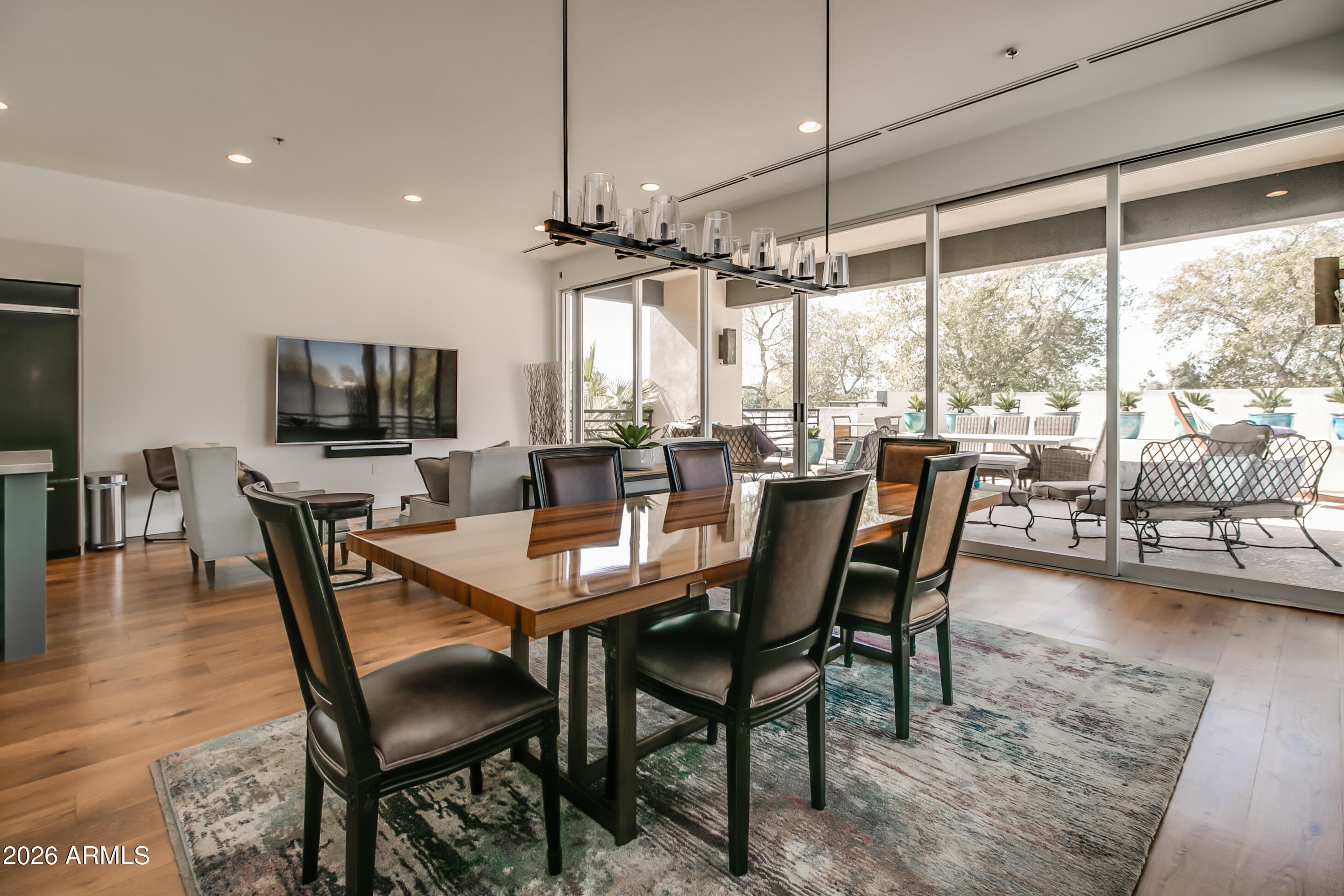 4201 N MARSHALL Way – photo 2