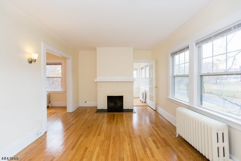 45 Essex Ave – photo 2