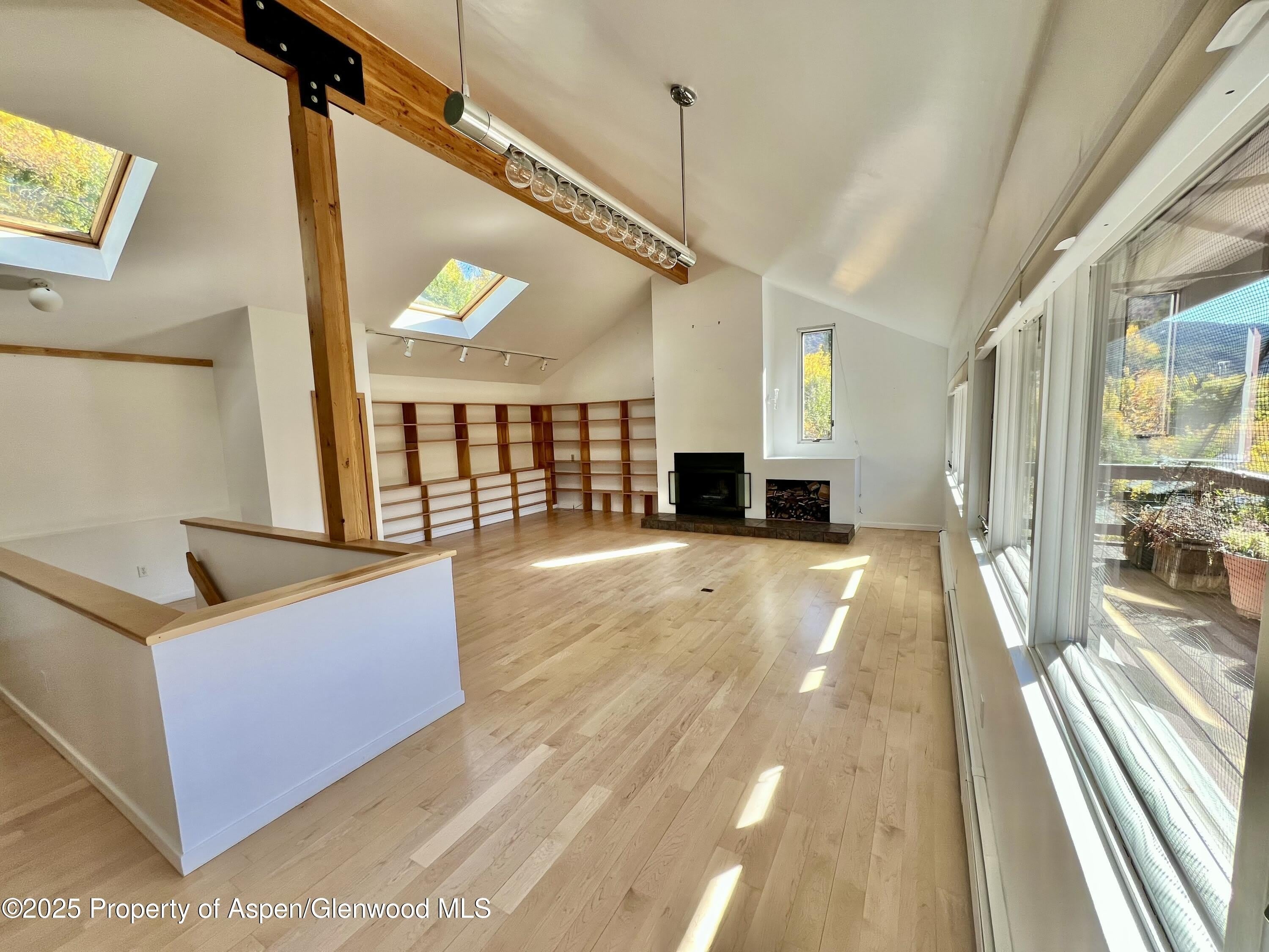 216 E Homestead Drive – photo 1
