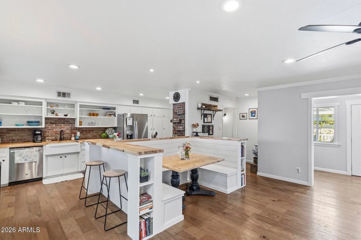5228 N 15th St – photo 3