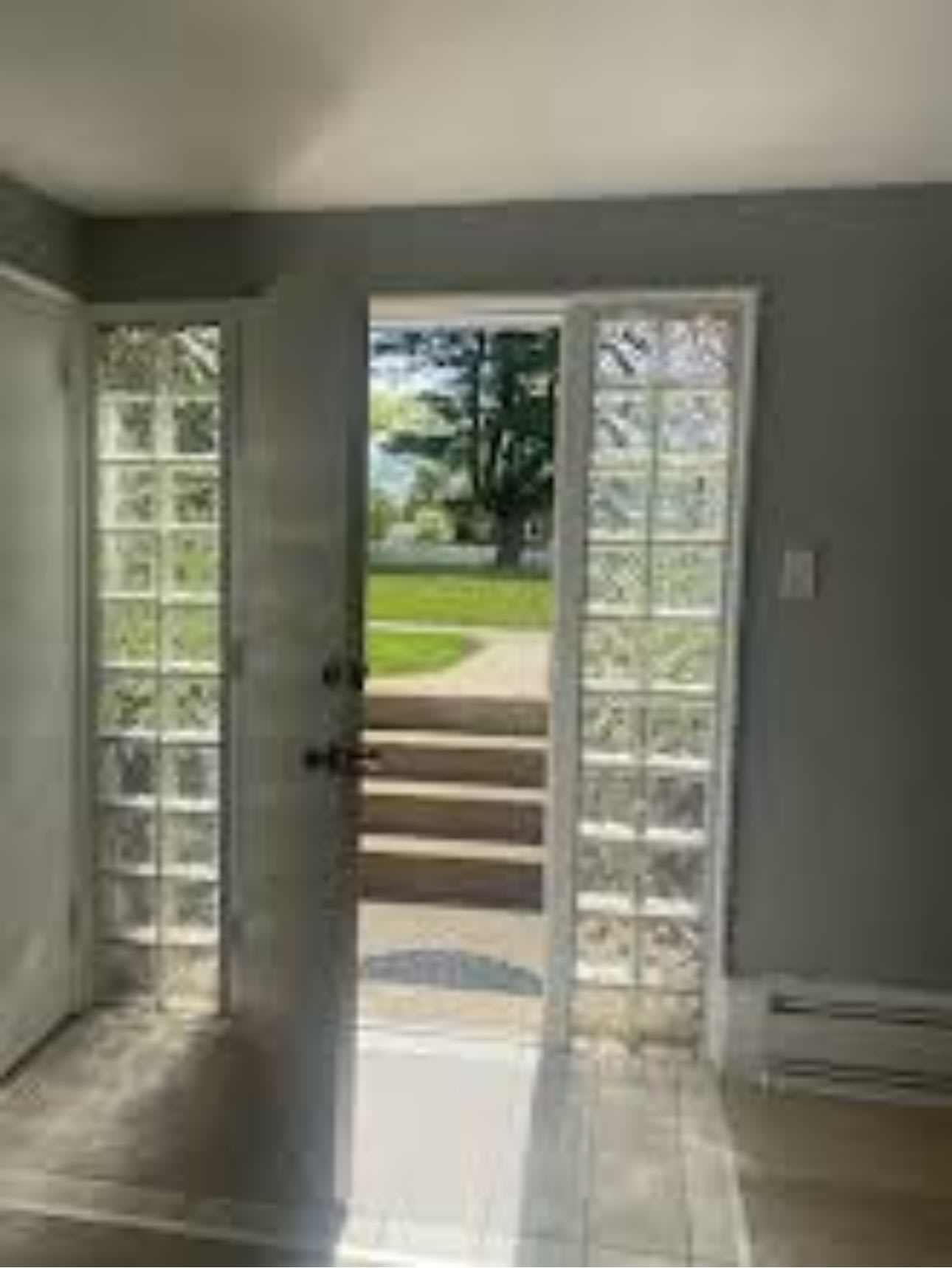 200 Maplewood Drive – photo 5
