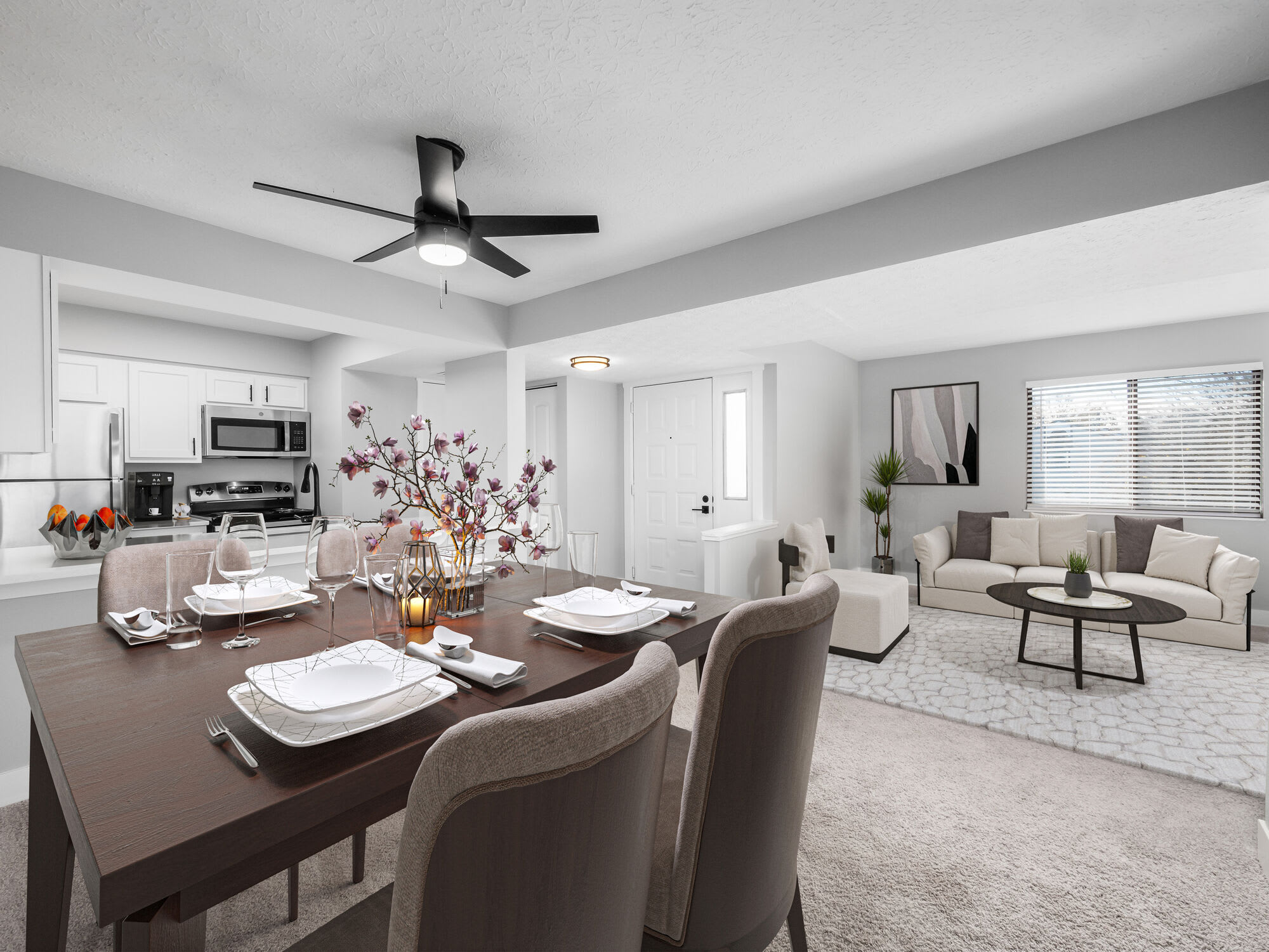 Stoney Creek Apartments – photo 1