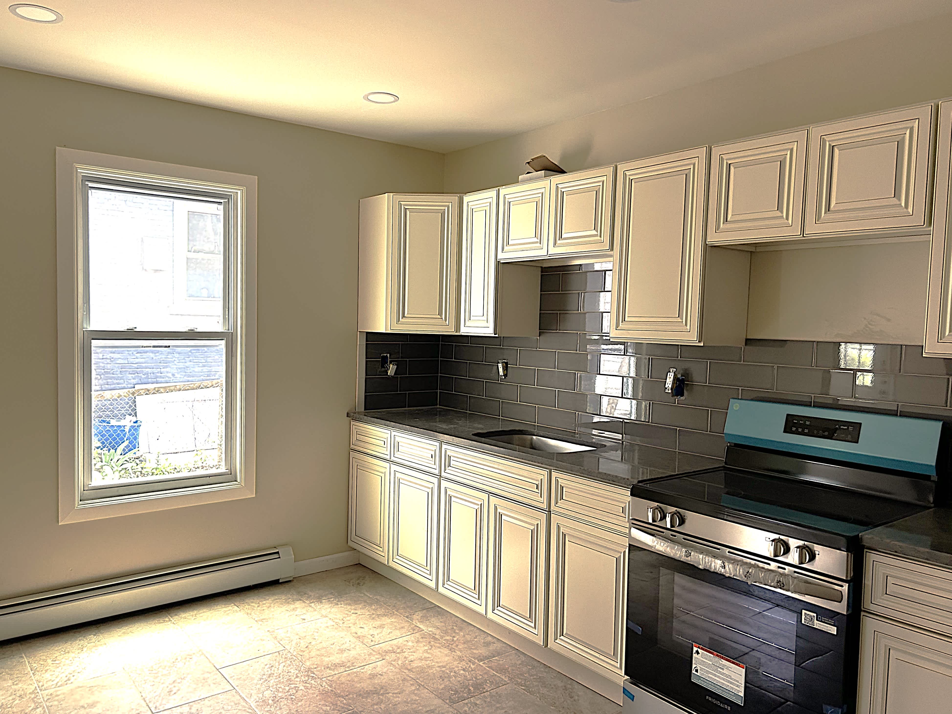 11 Hermance St – photo 5