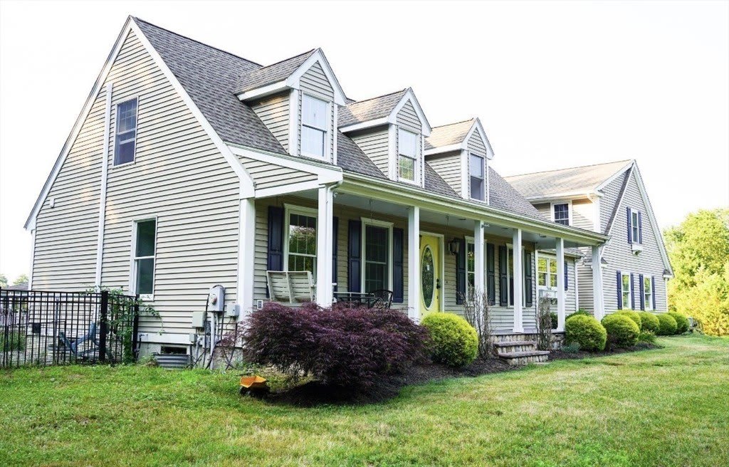 241 New Bedford Road – photo 3