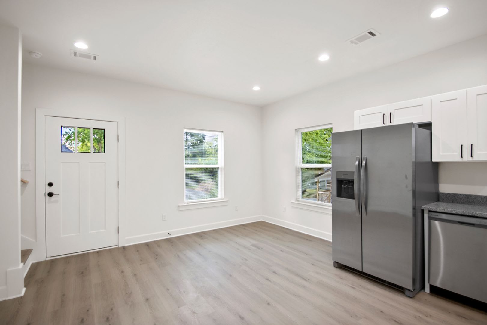 212 S Park St – photo 5
