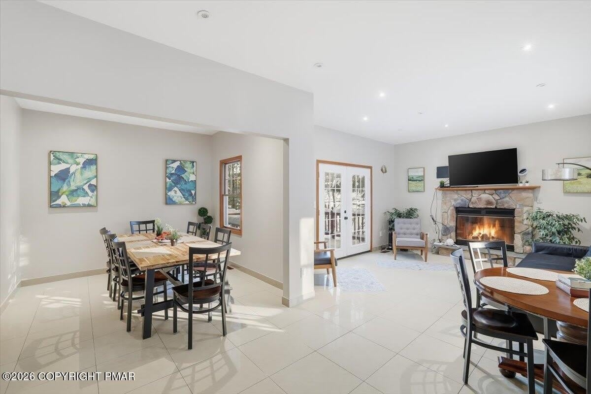 782 Lower Deer Valley Road – photo 3