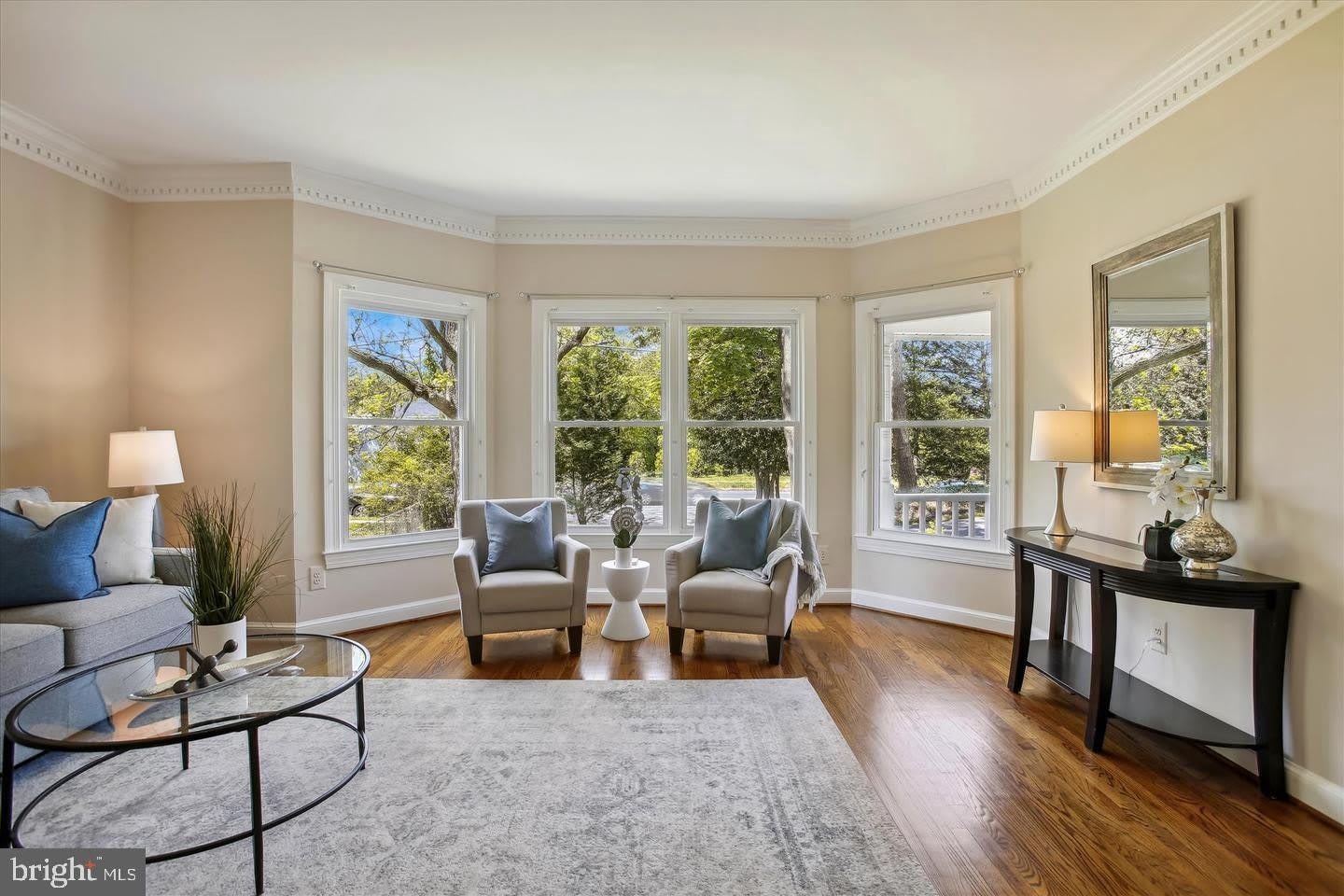 2041 WESTMORELAND Street – photo 5