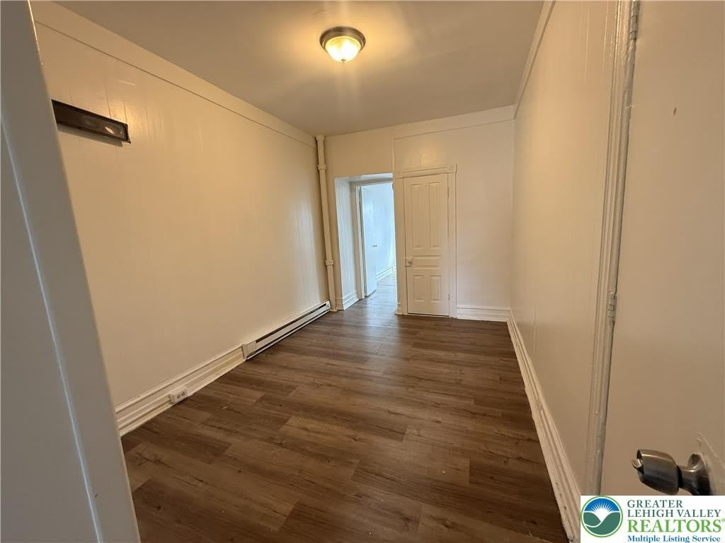 425 W Liberty Street – photo 2