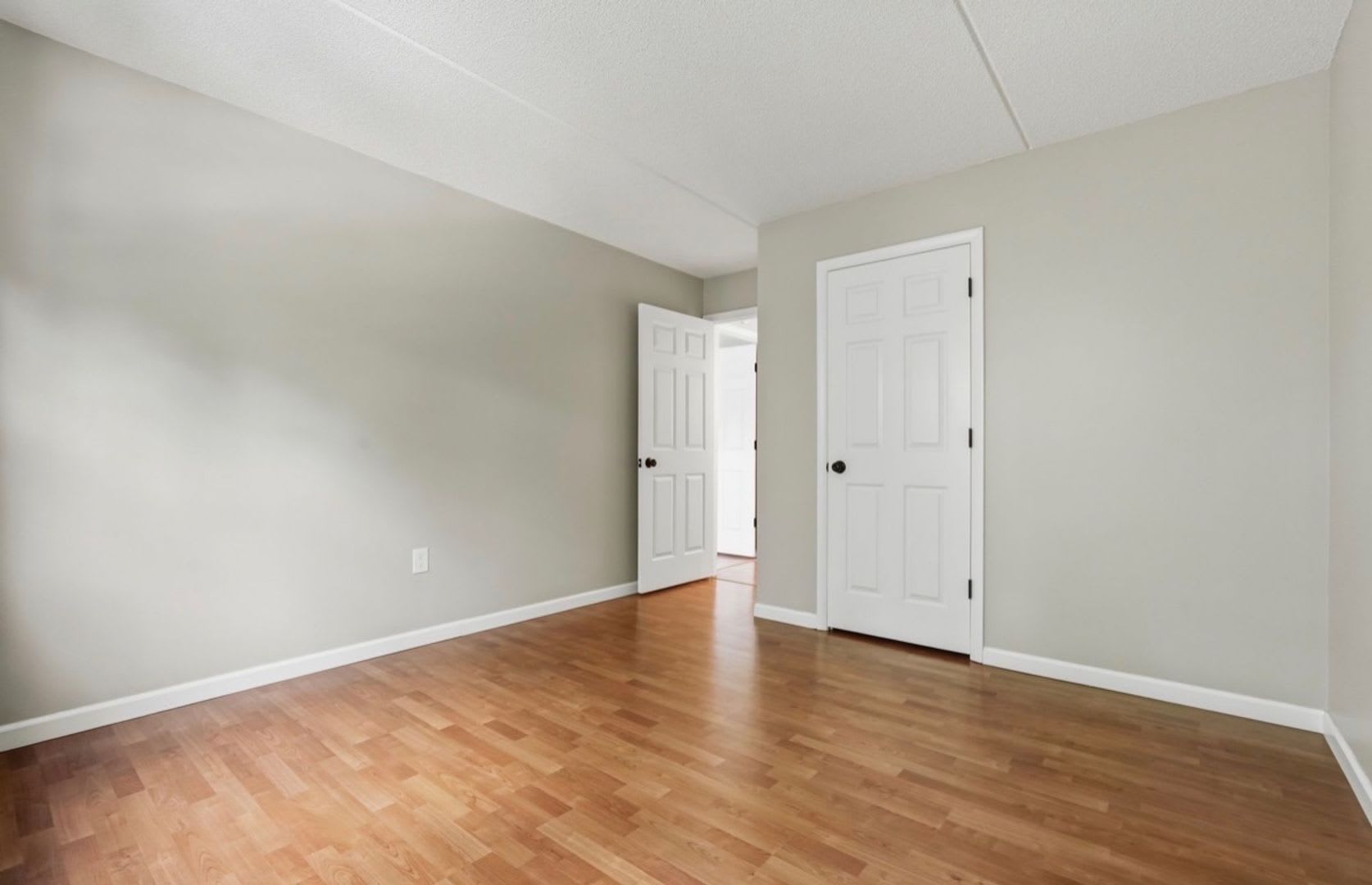 Condo-HOLYOKE – photo 2