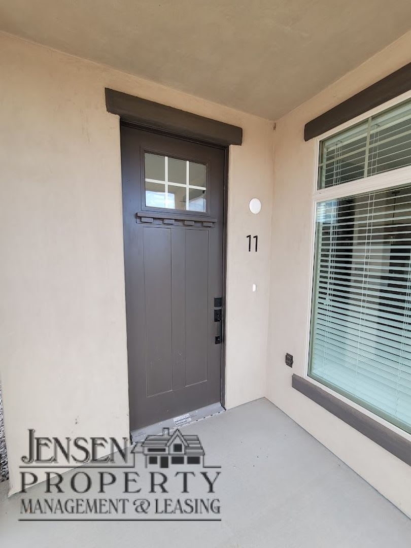Newer Town Home in Ivins – photo 2