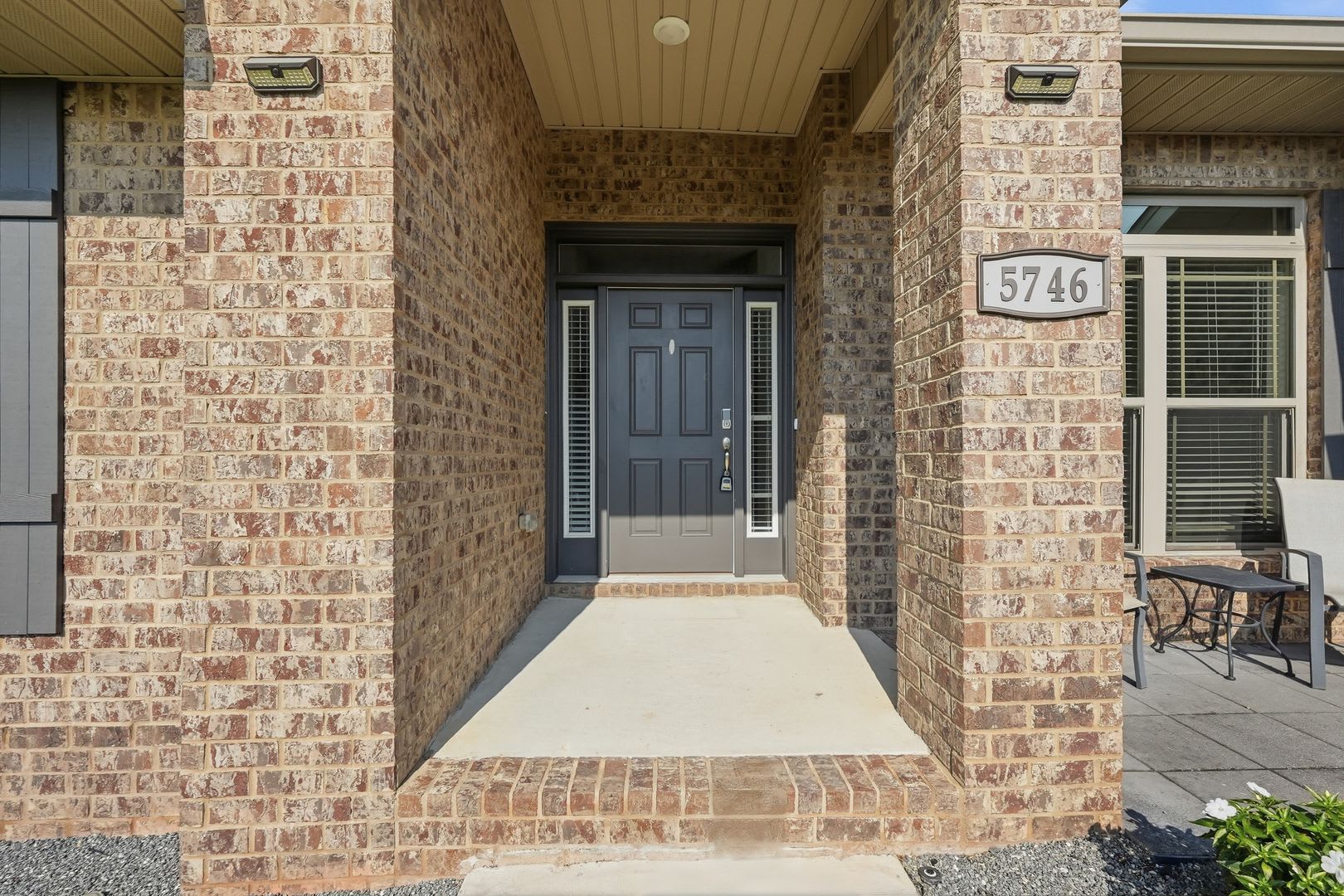 4 Bedroom All Brick Home in Willow Creek Plantation! – photo 2