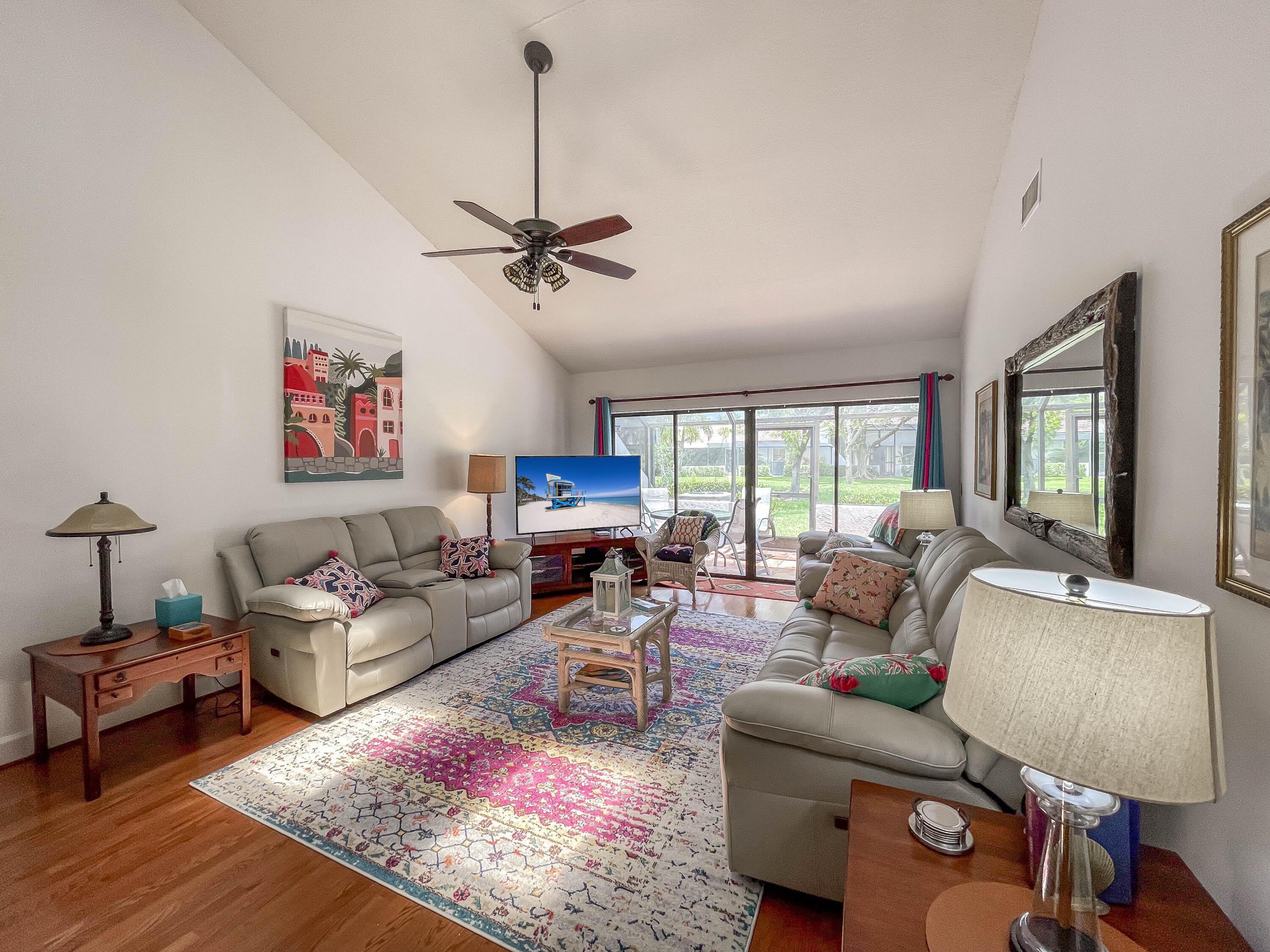 56 Edinburgh Drive – photo 2
