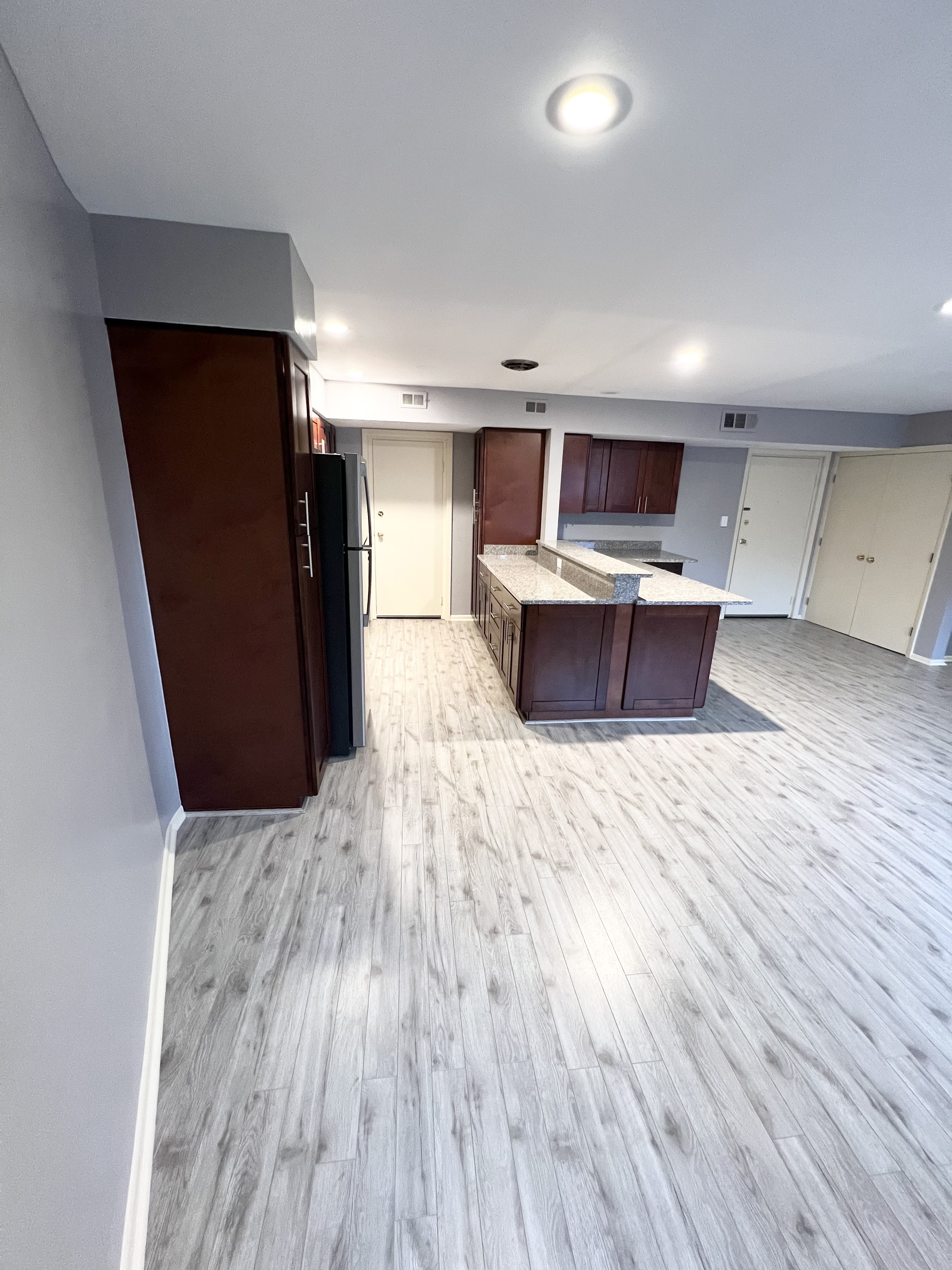 20301 Shelburne Road – photo 1