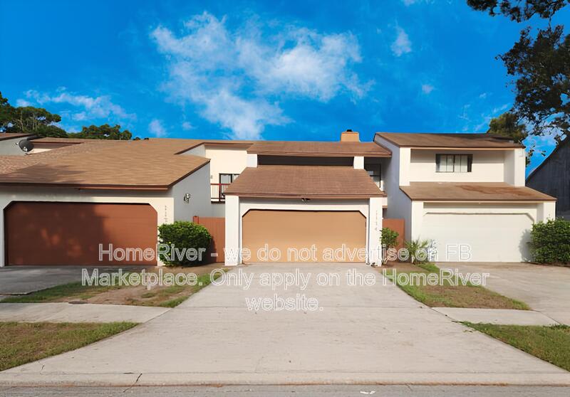 1174 Romaine Cir E – photo 1