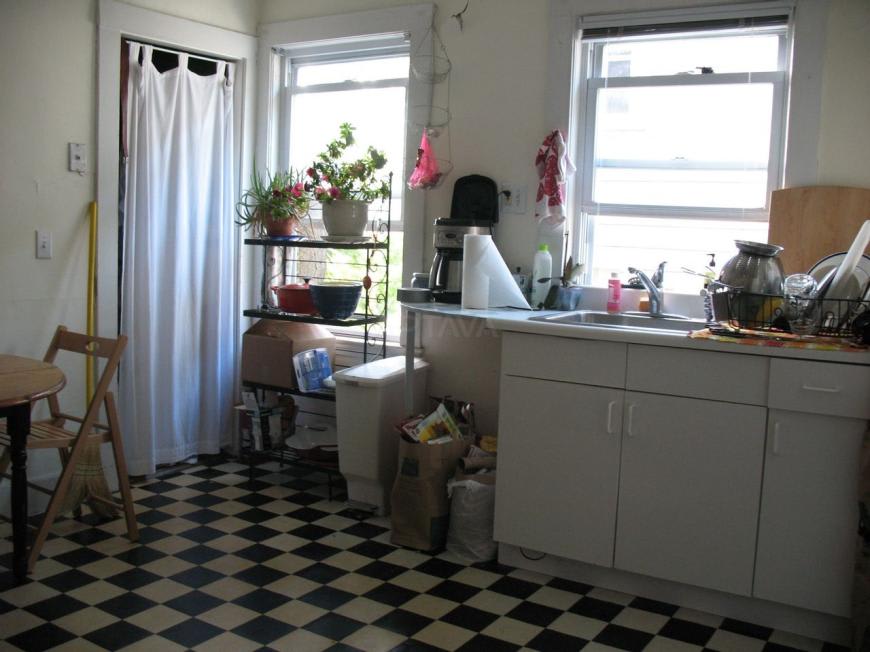 50 Clarendon Ave. – photo 2