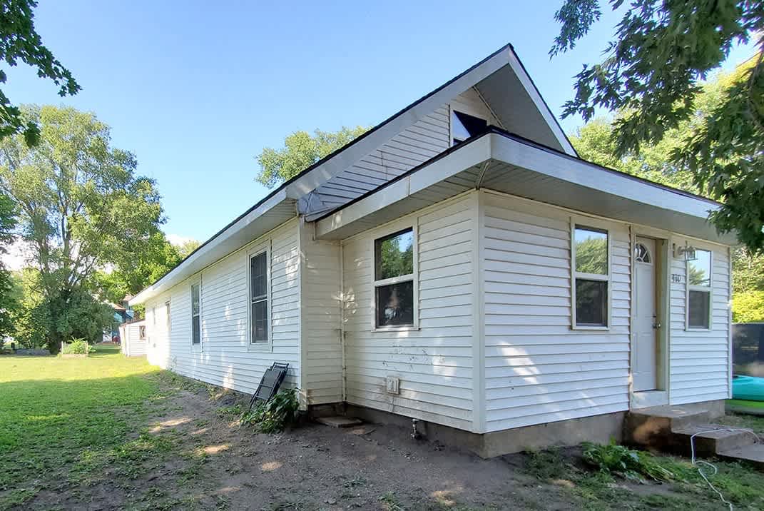 460 2Nd St Nw – photo 3