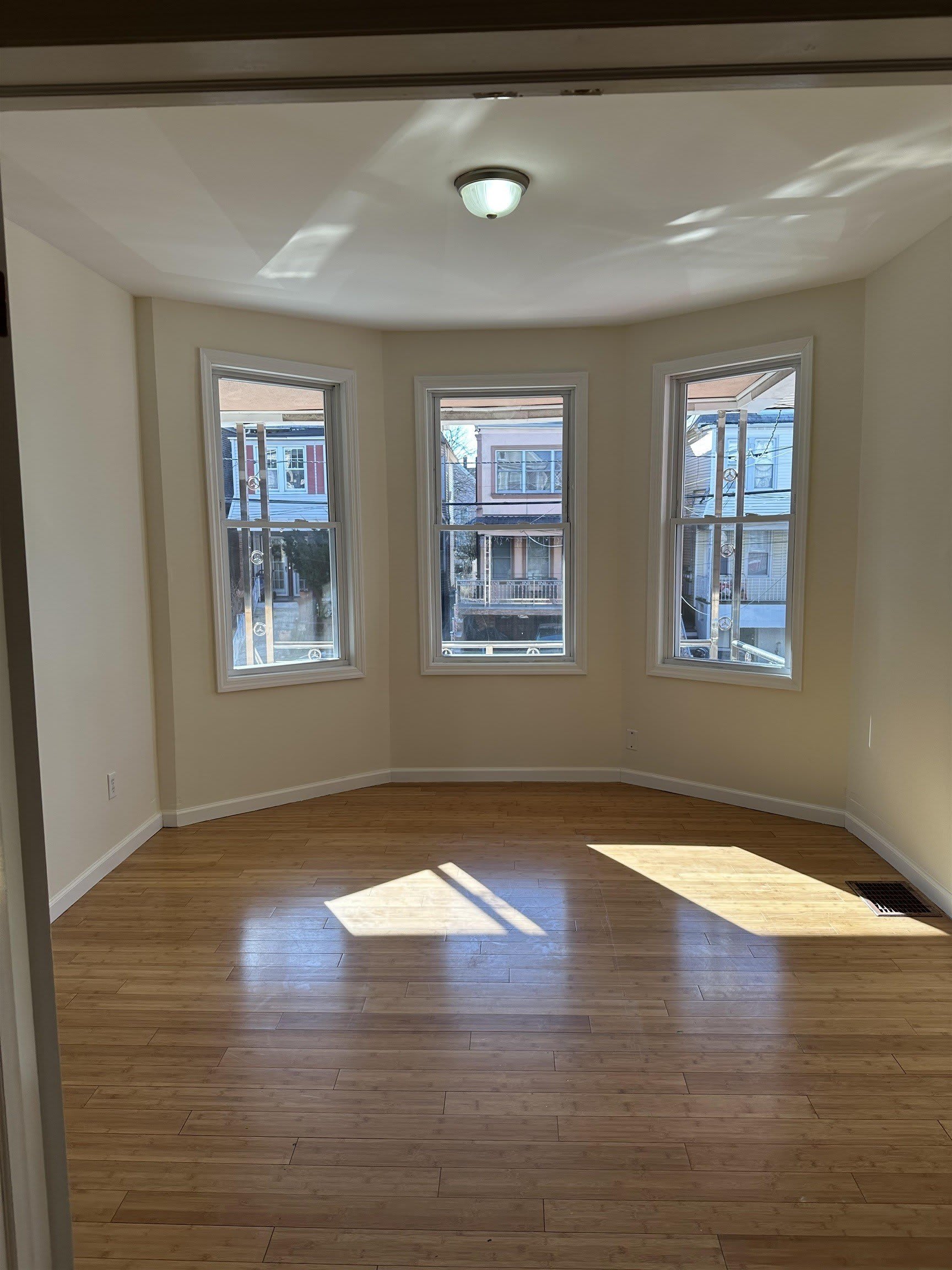 125 W 28TH ST – photo 5