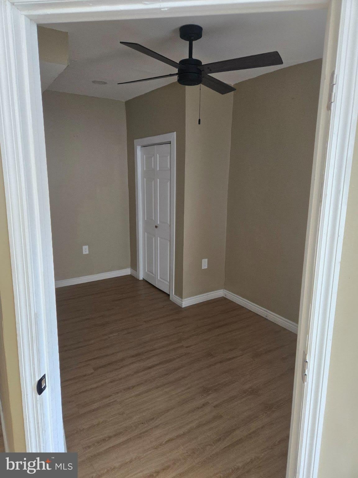 6202 HASBROOK Avenue – photo 3