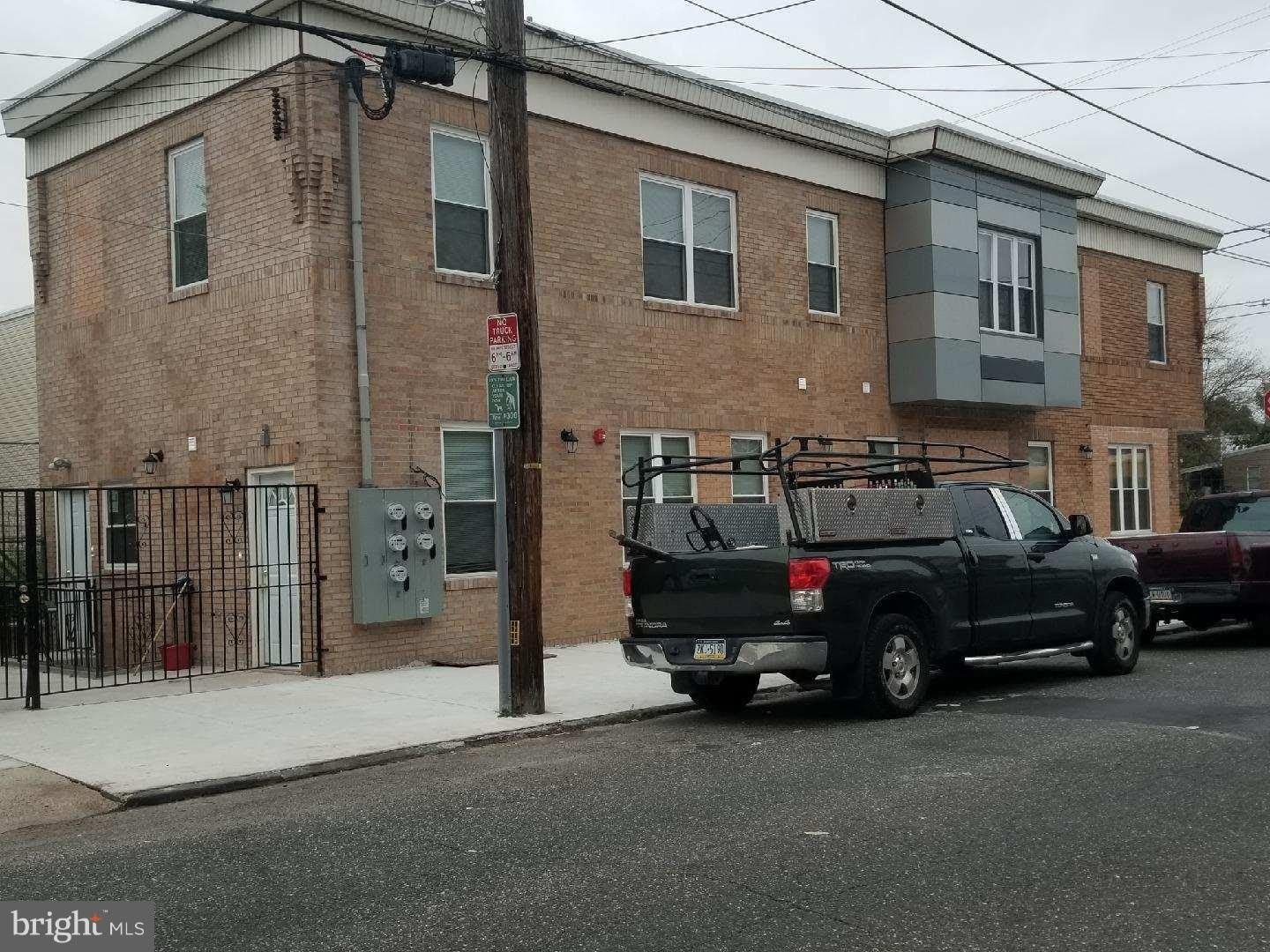 2370 ORTHODOX Street – photo 5