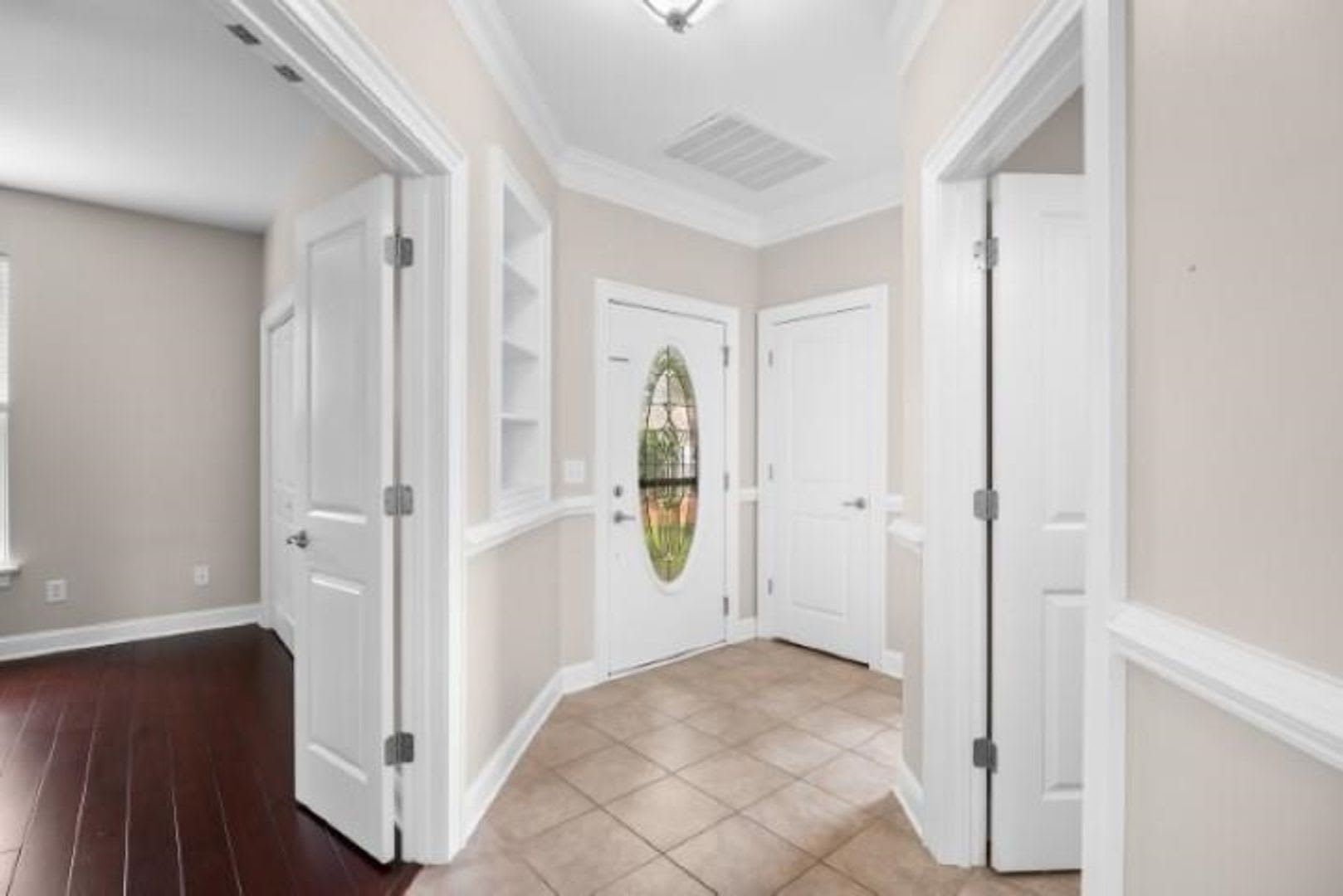 Surfside Beach Club Home!! Available Immediately! – photo 4