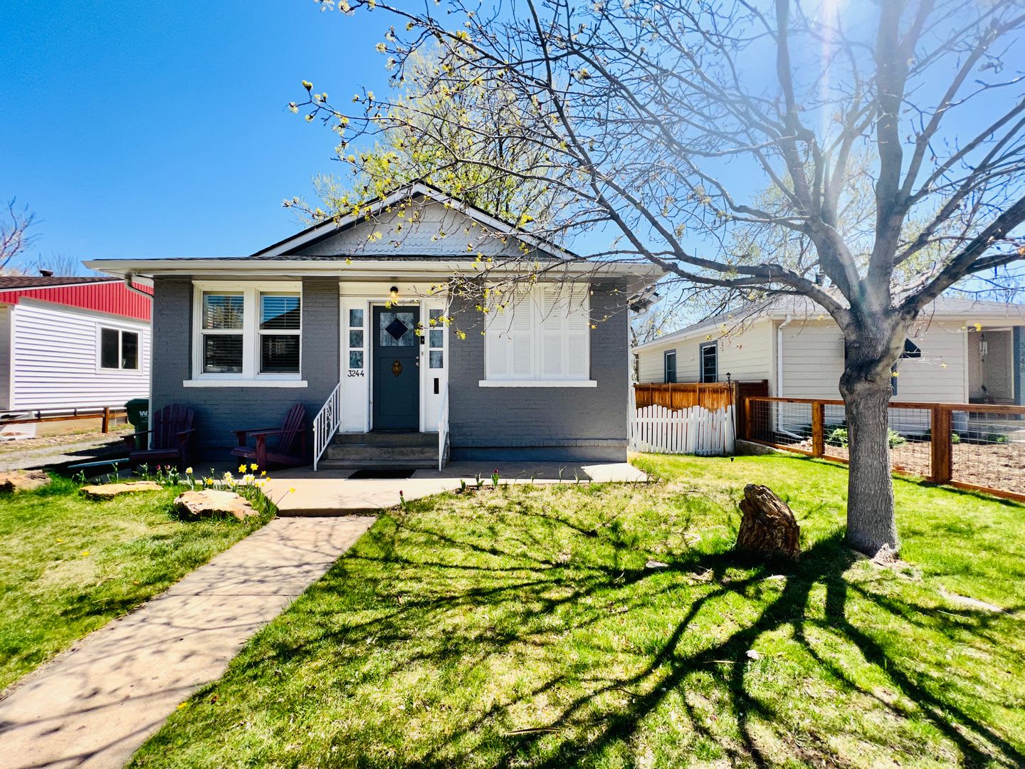 0 Deposit Option Charming 3 Bed 2 Bath Traditional Brick Home Huge Yard Detached Garage Completely Remodeled In The Heart Of Englewood – photo 1
