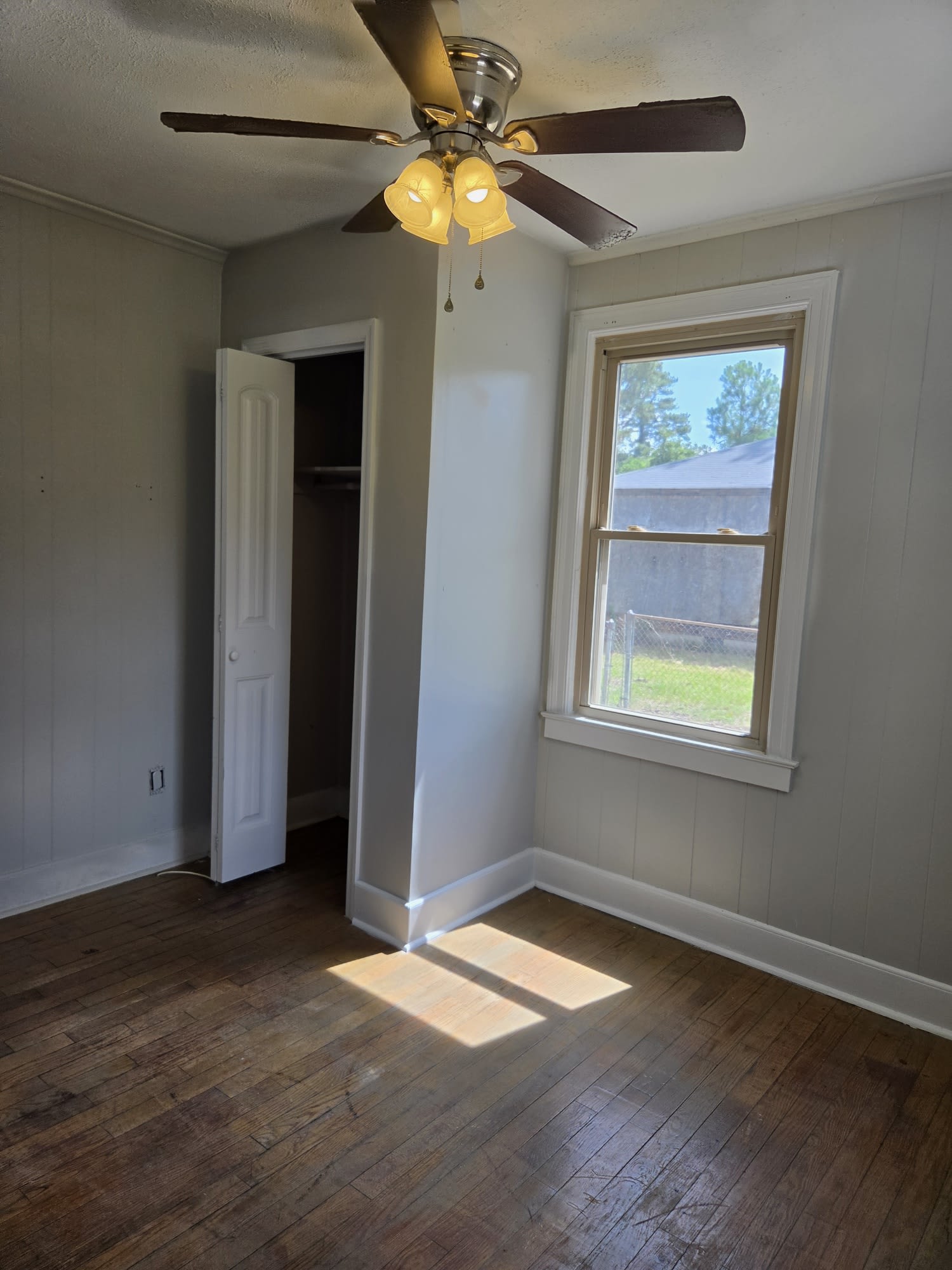 2117 Kennedy Drive – photo 3