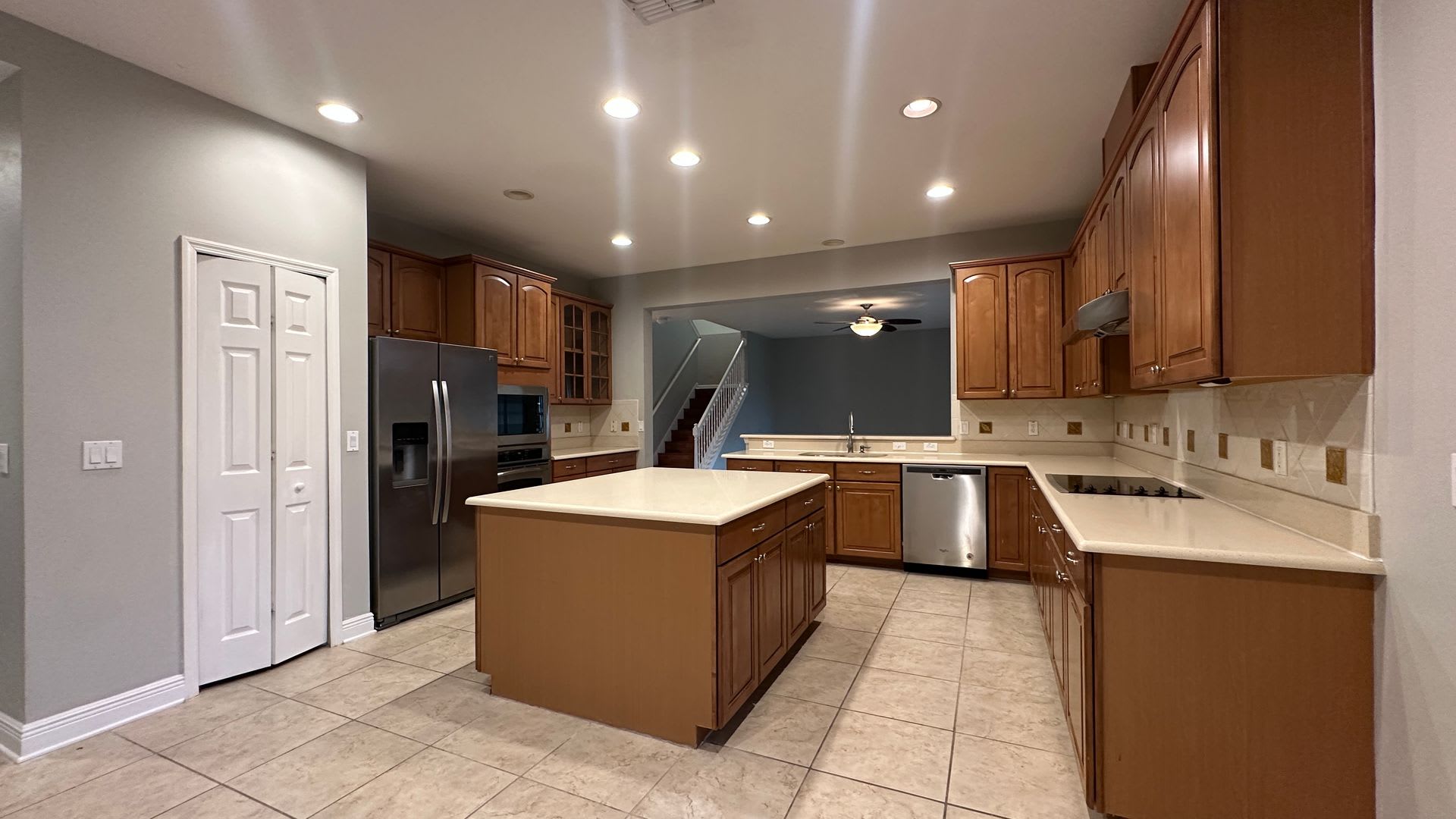 Spacious 5BR / 3.5BA Pool Home in Desirable Longwood – photo 3