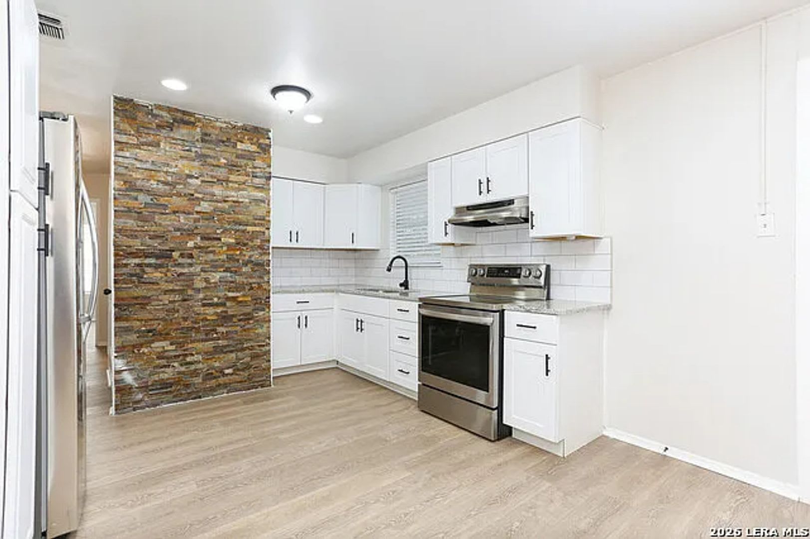 Upgraded 3-Bedroom Home in Southeast San Antonio – photo 5