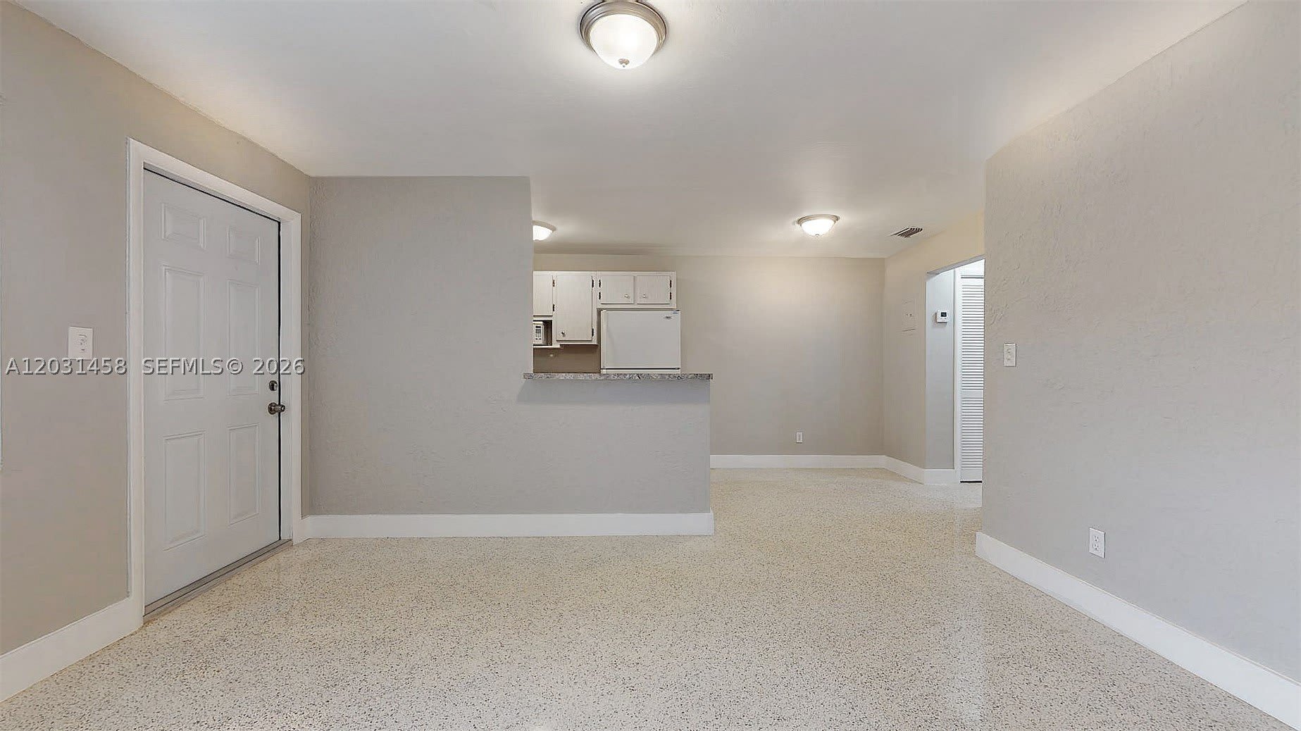 40 W 10Th St – photo 5