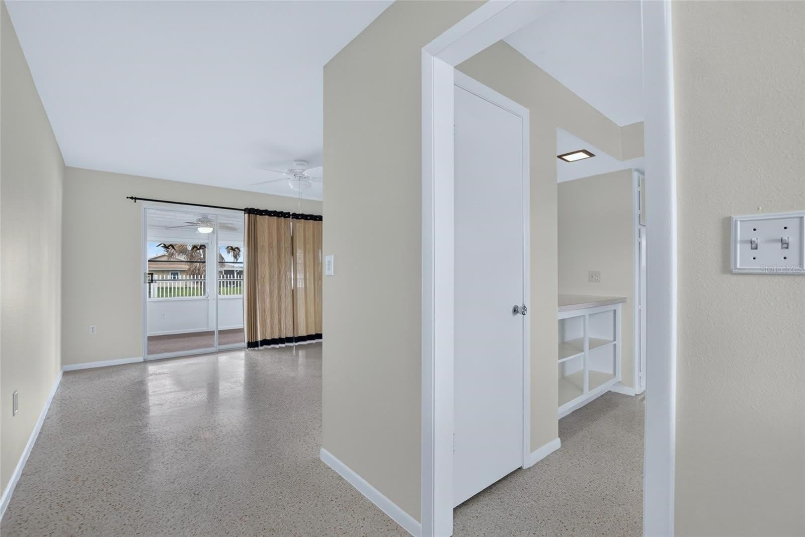 705 THUNDERBIRD Avenue – photo 3