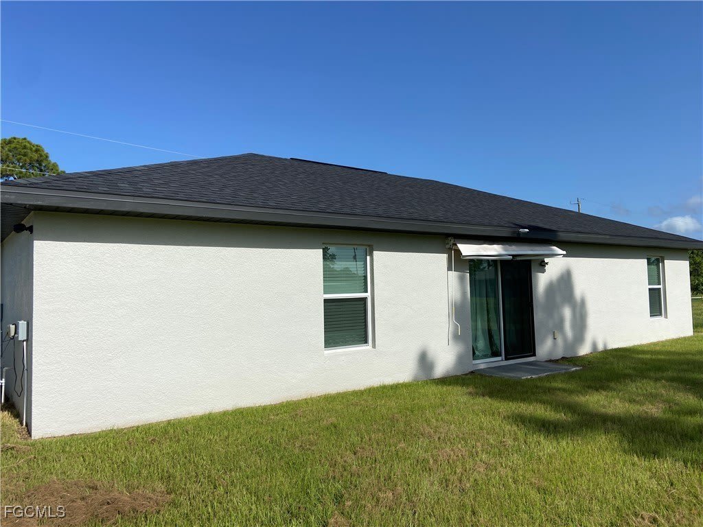 2837 Nw 24Th Avenue – photo 3