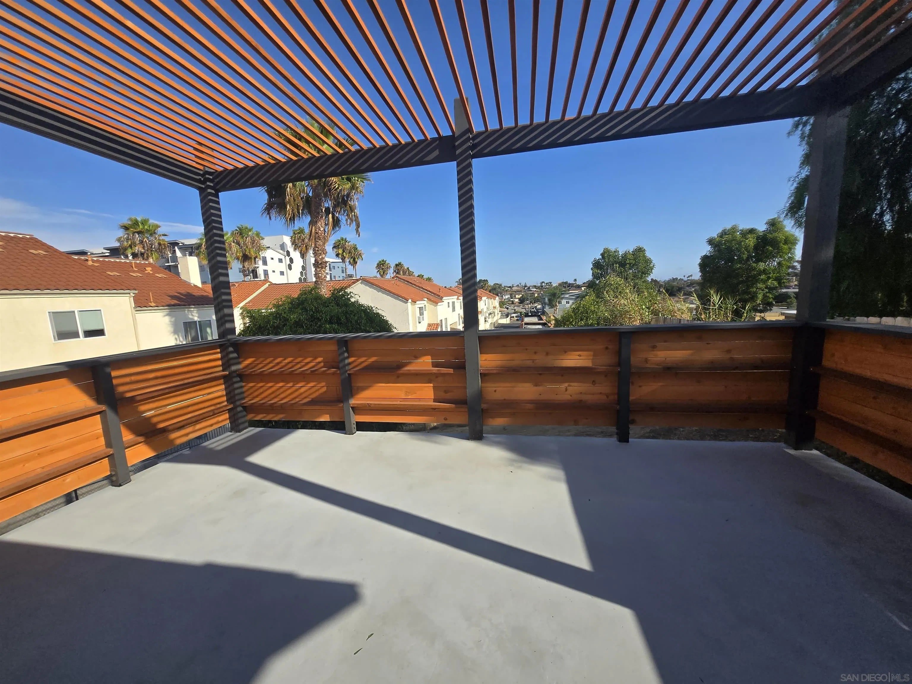 2134 E 5th ST – photo 3