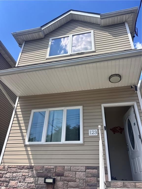 123 Hendricks Avenue – photo 1